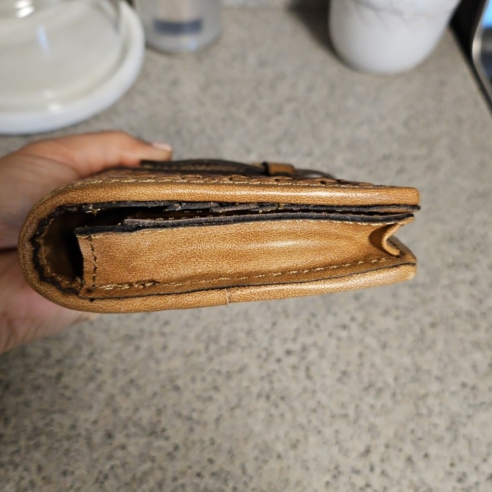 Patricia Nash Tan Woven Leather Zip Wallet - Picture 8 of 11